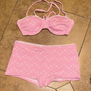 Elegant Pink Striped Swim Bra with Lace Trim
